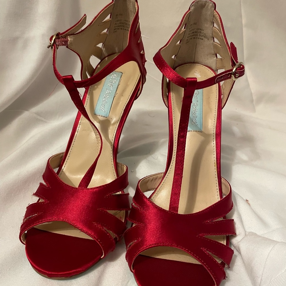 Satin open toe heel